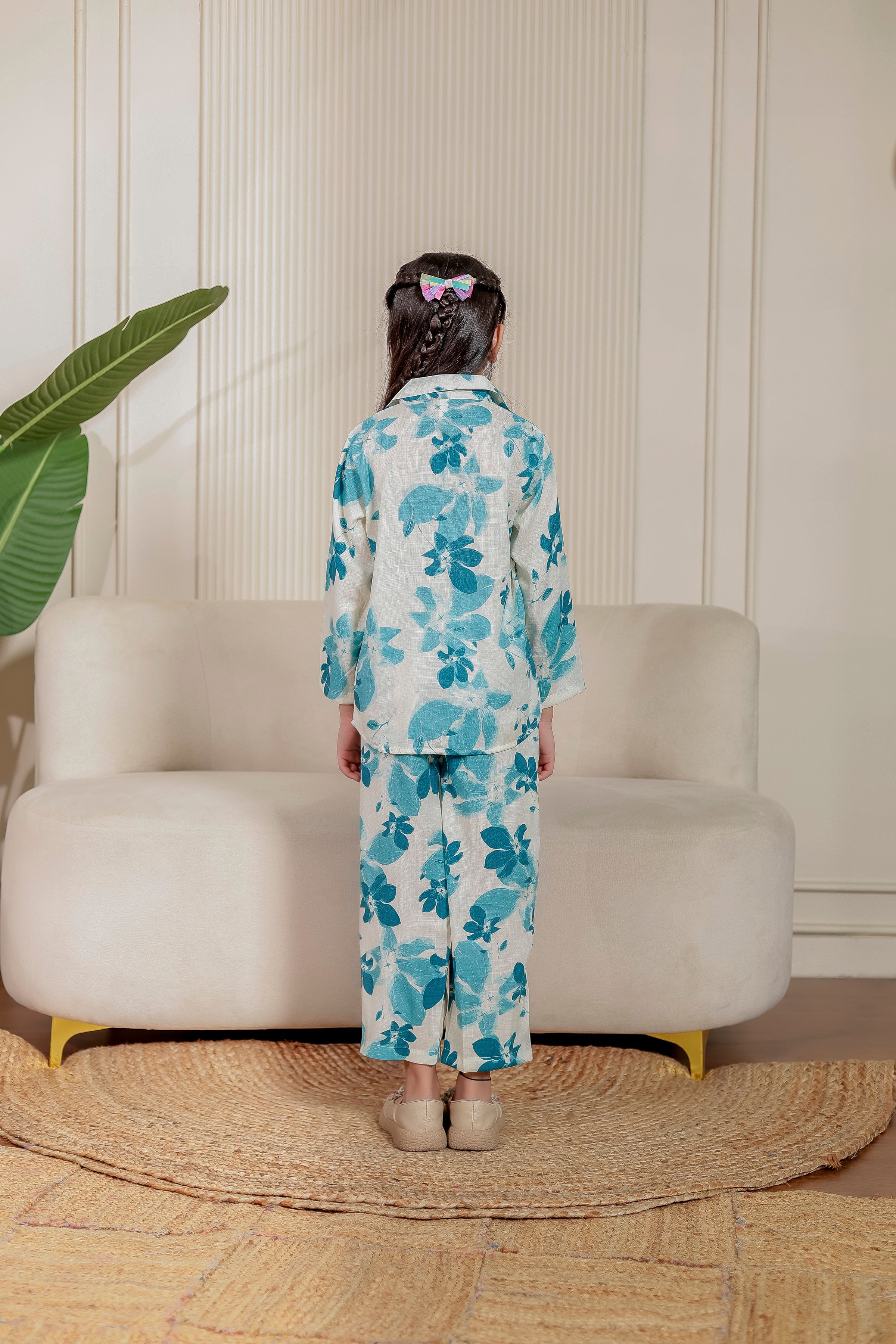 ☘️ Ivory Pankhuri | Family  Matching Outfits 👨‍👨‍👧‍👦