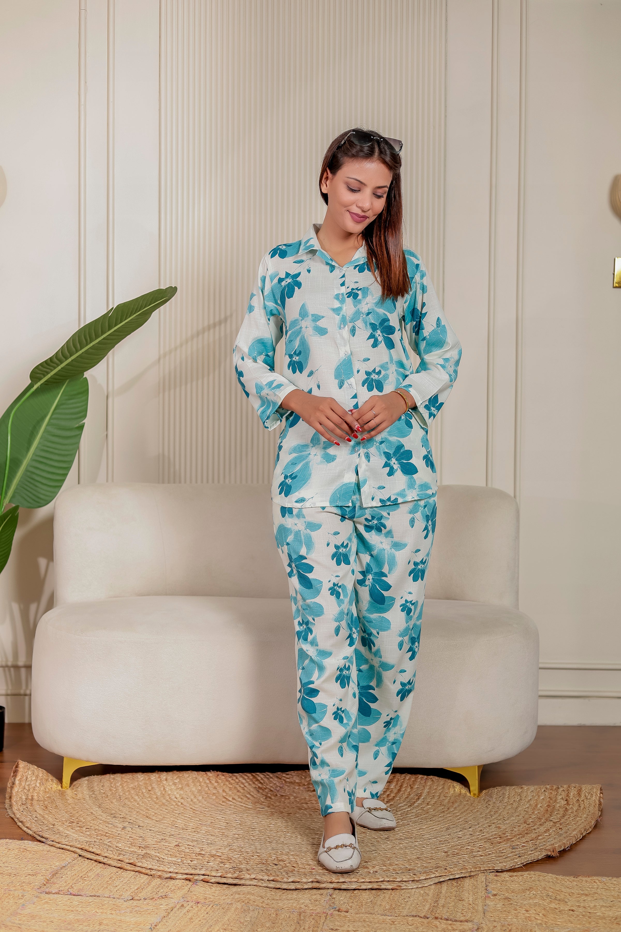 ☘️ Ivory Pankhuri | Family  Matching Outfits 👨‍👨‍👧‍👦